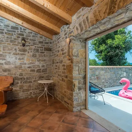 Casa Mare Monti リヴァデ